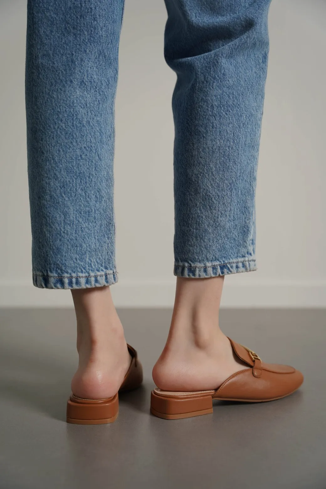 ALLANA MULES