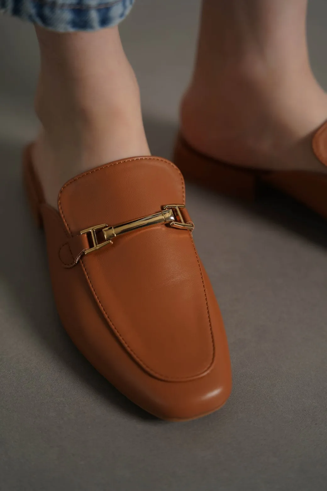 ALLANA MULES