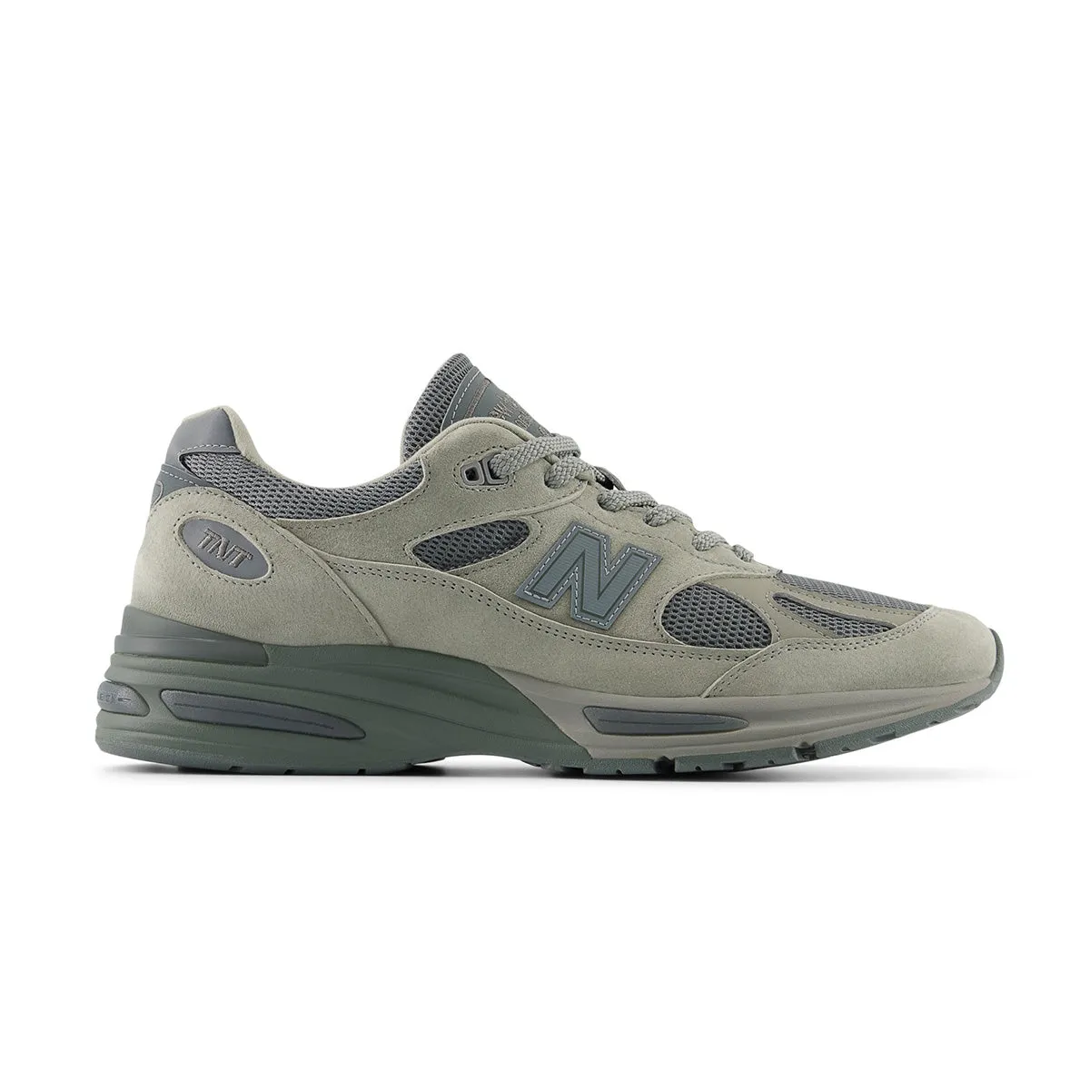 in UK   thisisneverthat 991v2 'Grey'