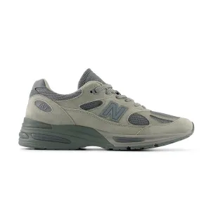 in UK   thisisneverthat 991v2 'Grey'