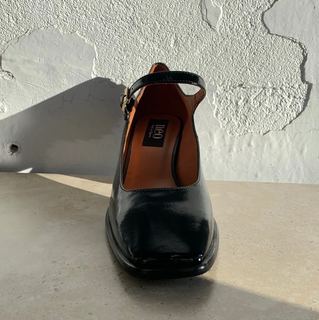 Neo 23531 Nero - LAST PAIR size 41