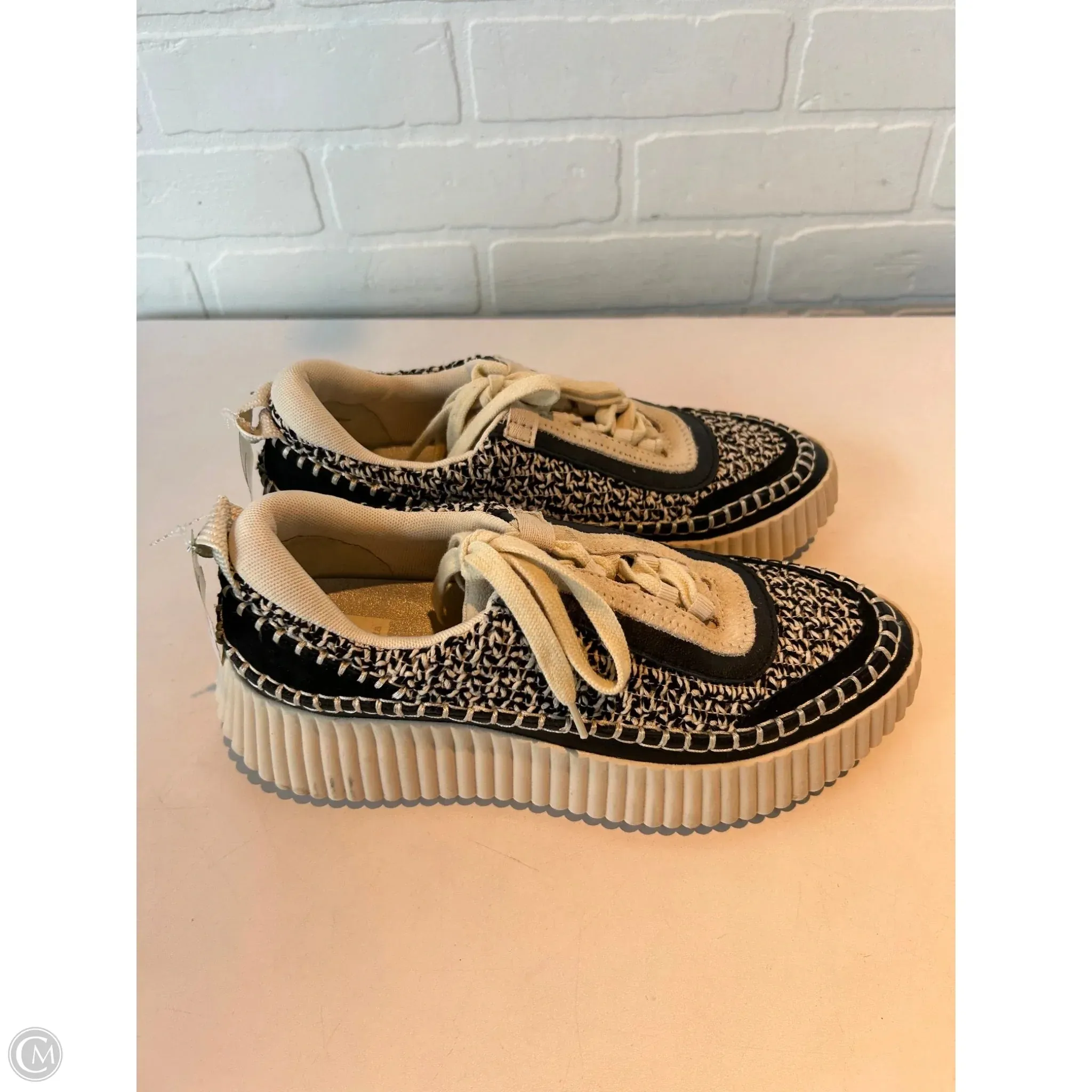 Shoes Sneakers By Dolce Vita In Black & Cream, Size: 8.5