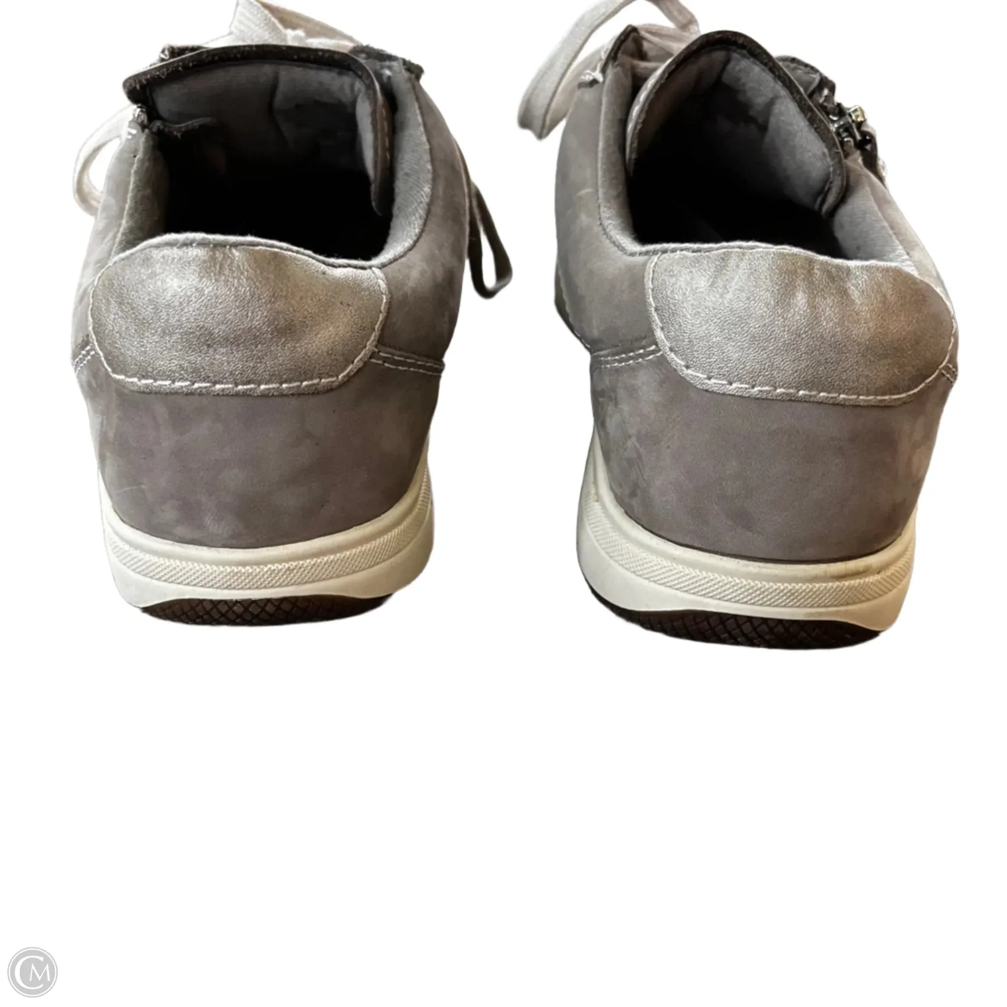 Shoes Sneakers By Earth In Tan, Size: 6.5