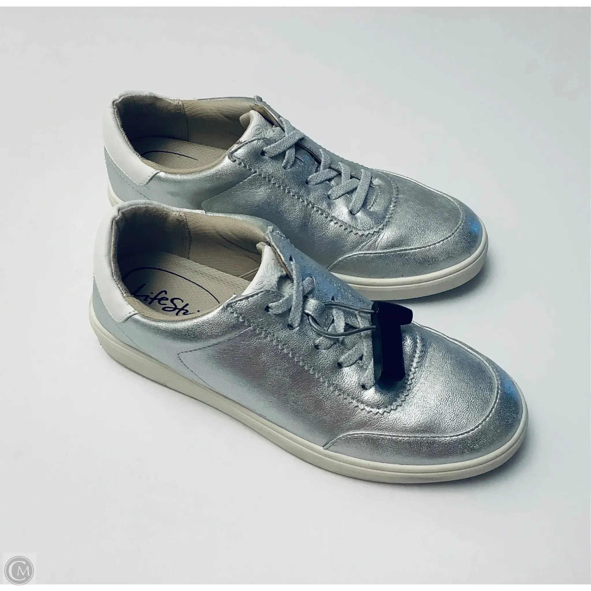 Shoes Sneakers By Life Stride In Silver, Size: 7.5