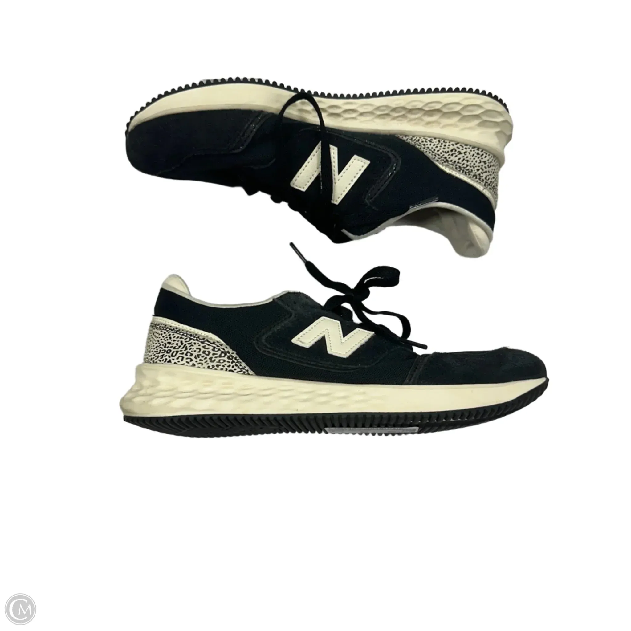 Shoes Sneakers By New Balance In Black, Size: 8