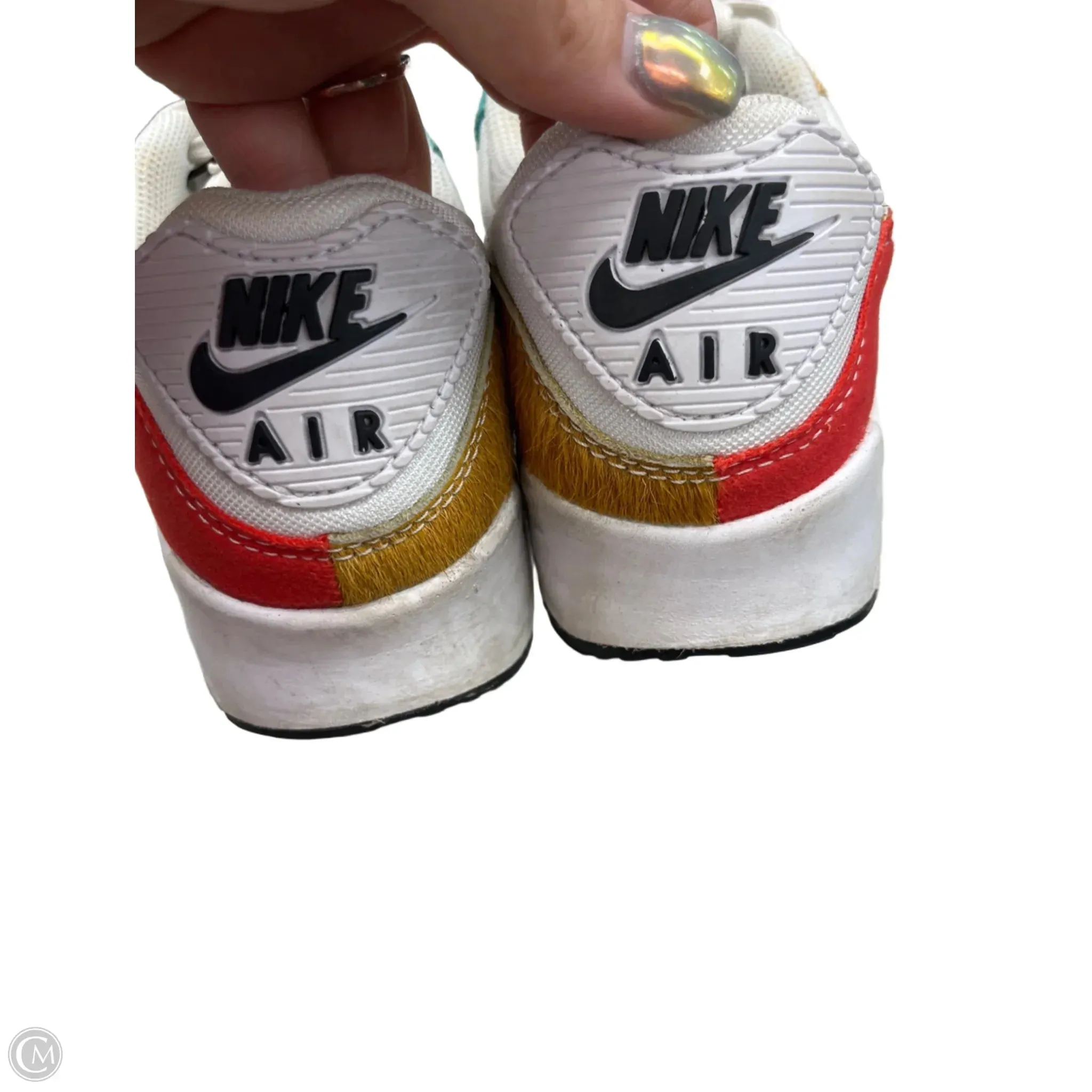 Shoes Sneakers By Nike Apparel In White & Yellow, Size: 8.5