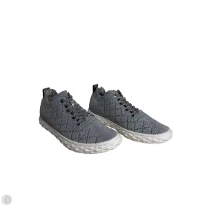 Shoes Sneakers By Vaneli In Silver, Size: 8