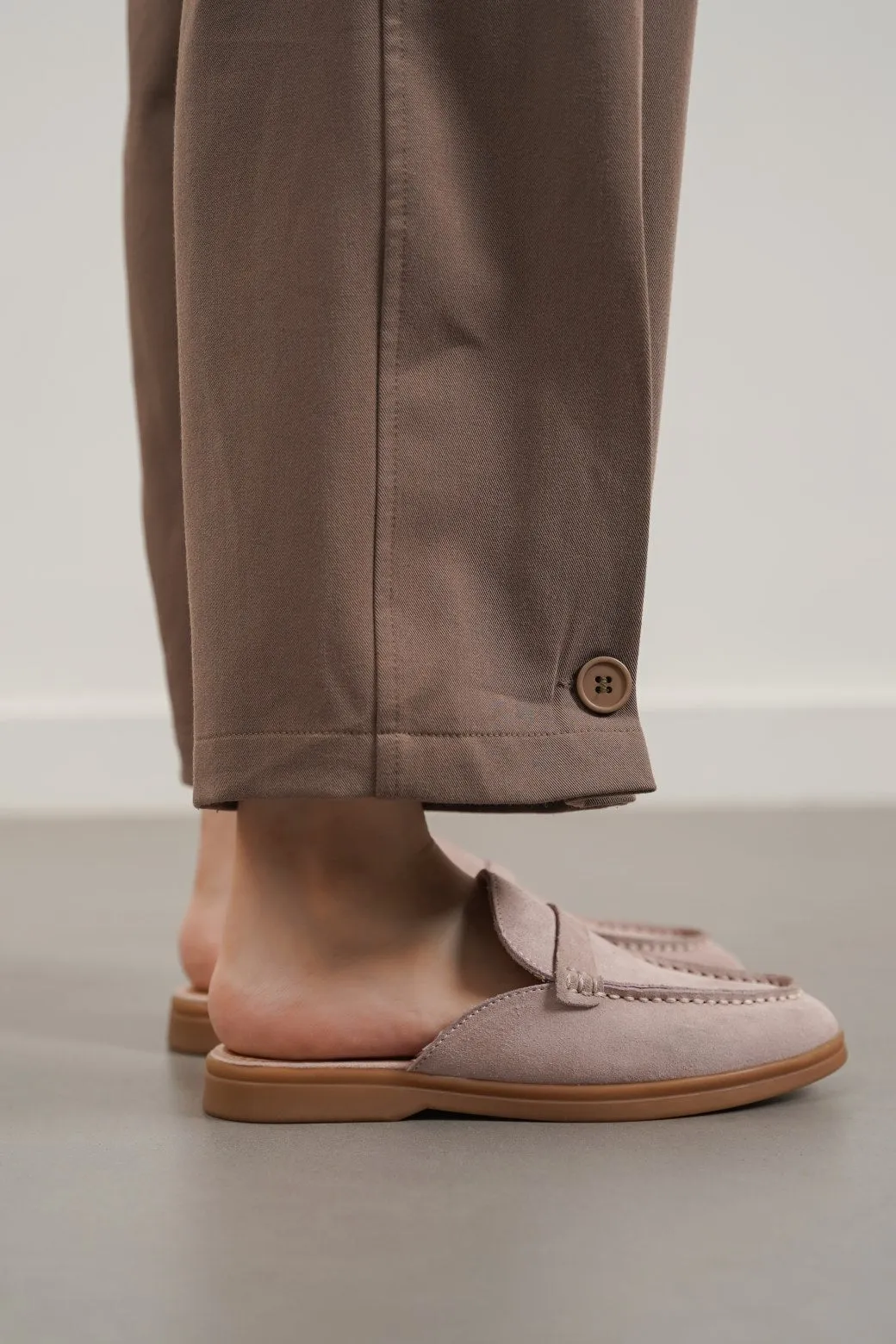 SUEDE LEATHER MULES